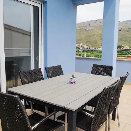 Anamarija Apartment