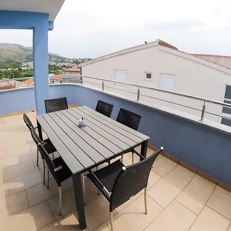 Anamarija Apartment